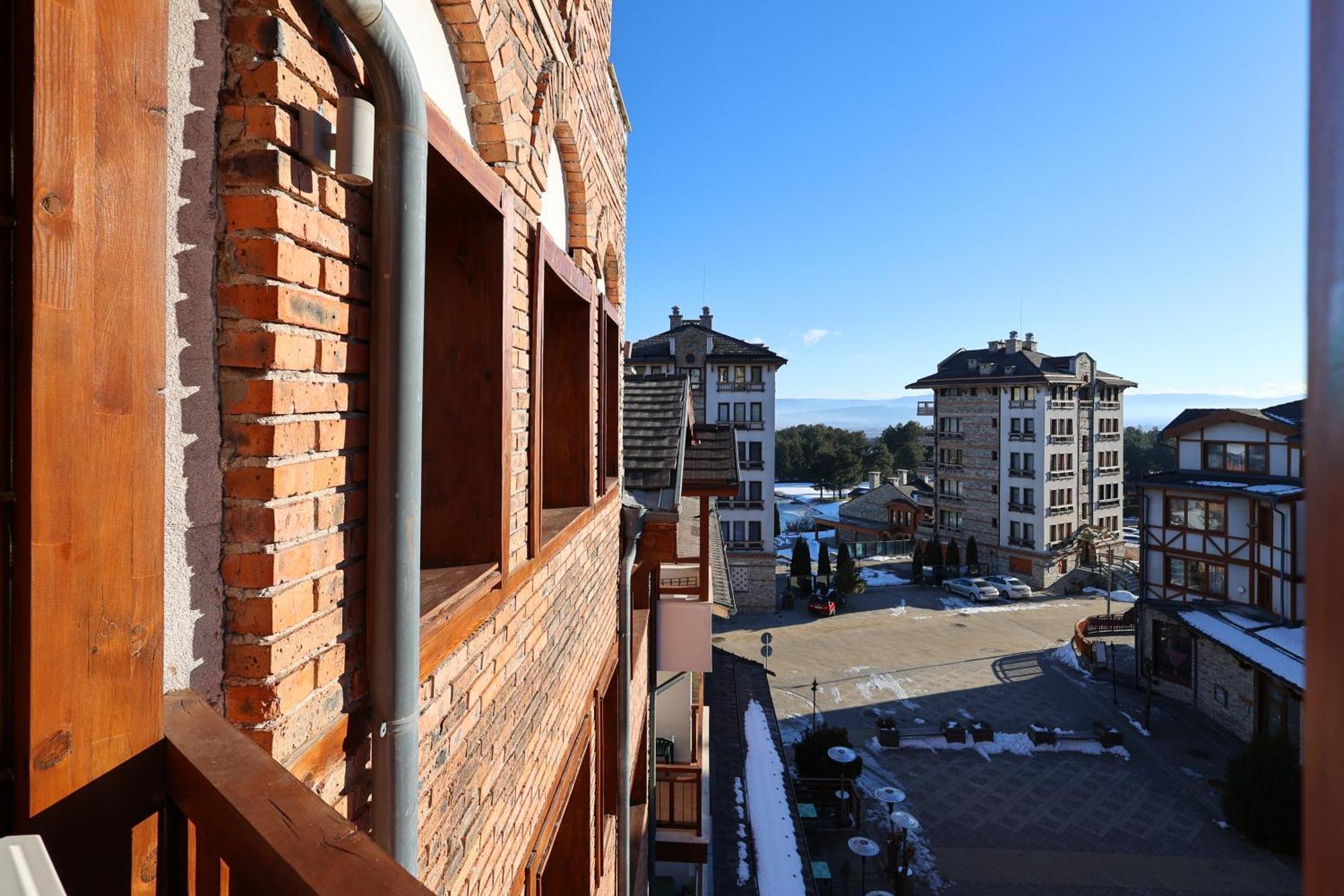 Pirin Golf Mountain View Retreat Διαμέρισμα Ράζλογκ Εξωτερικό φωτογραφία