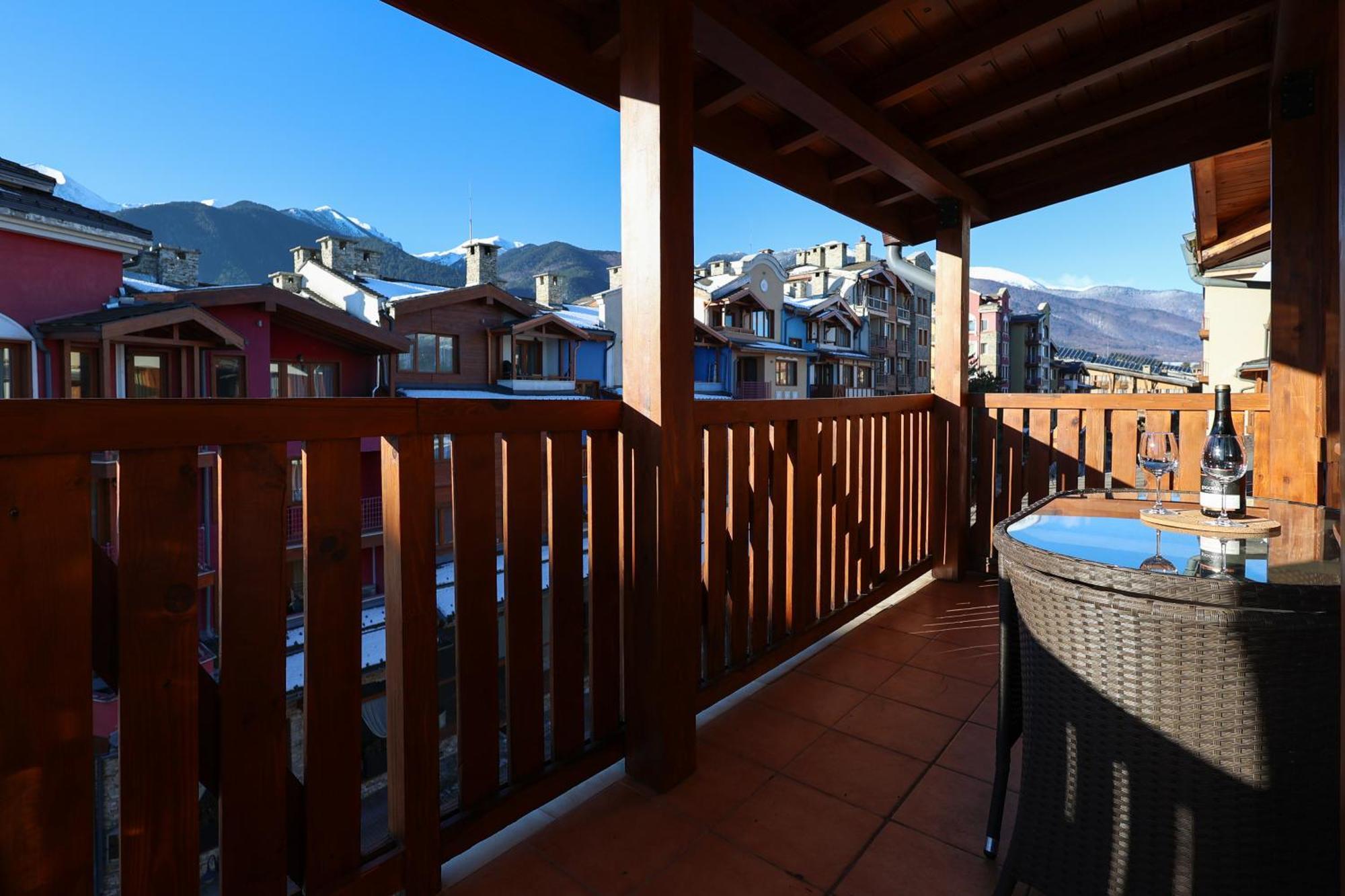 Pirin Golf Mountain View Retreat Διαμέρισμα Ράζλογκ Εξωτερικό φωτογραφία